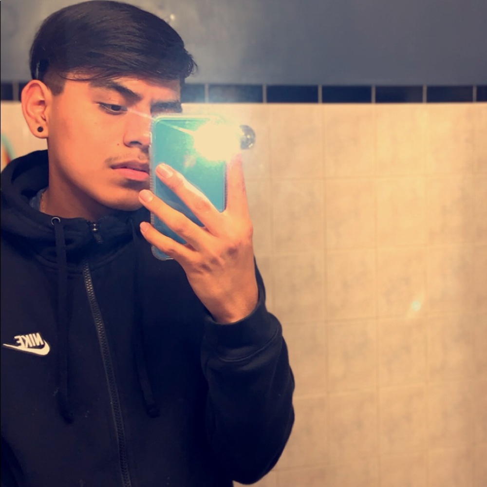 Meet your Posher, Edwin